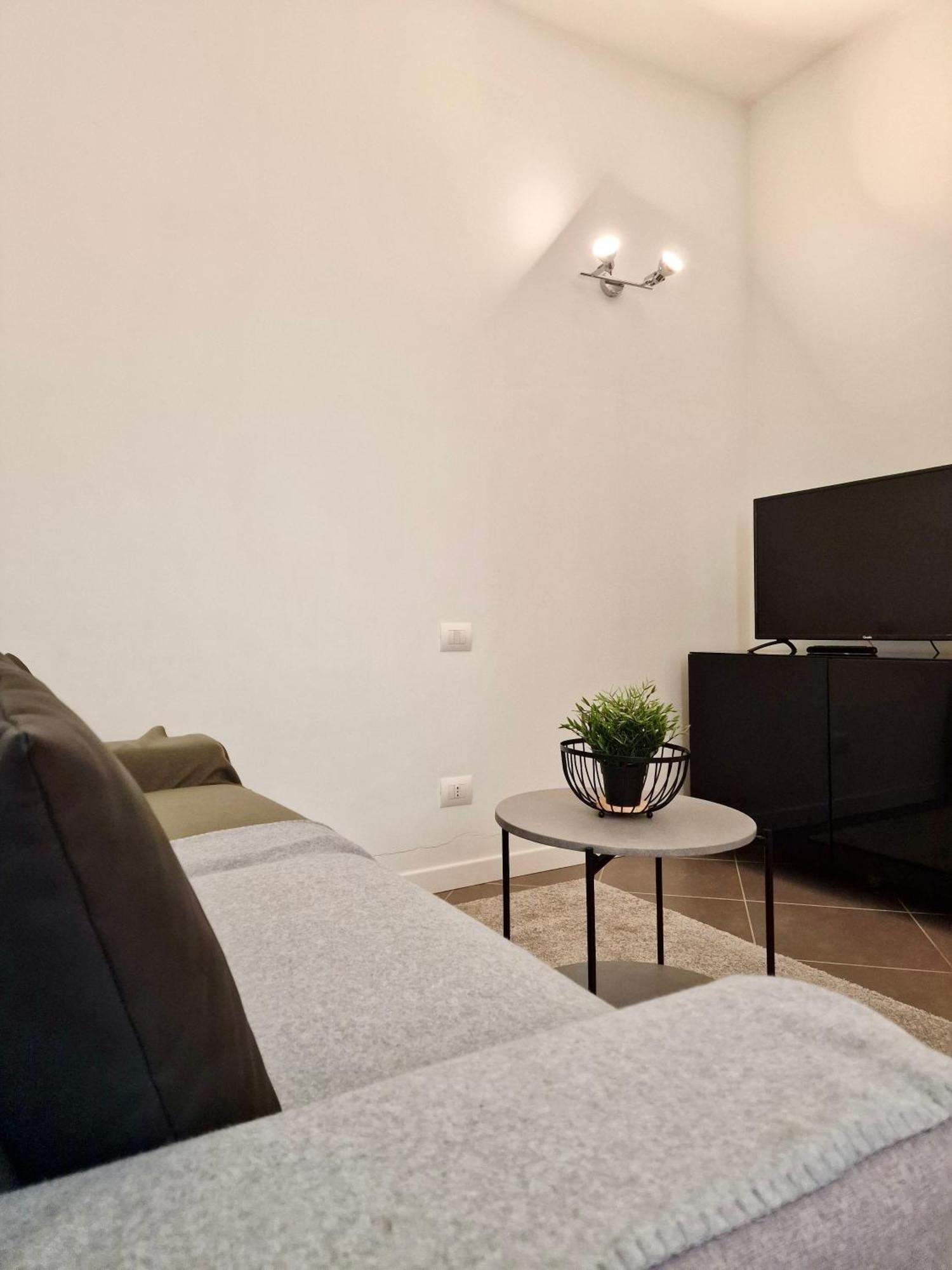 Al Centro Del Centro Apartment By Tramonti ラクイラ エクステリア 写真